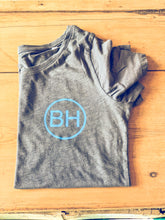 Load image into Gallery viewer, costin tee